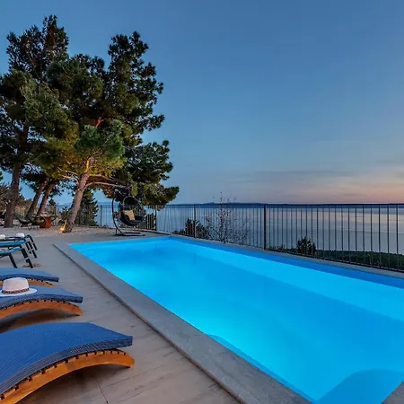 Vila Eaglestone - Isolated Location That Offers Peace And Tranquility