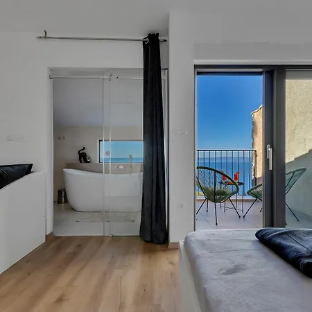 Vila Eaglestone - Isolated Location That Offers Peace And Tranquility