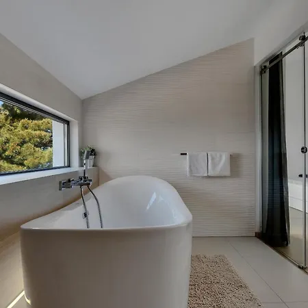 Eaglestone - Isolated Location That Offers Peace And Tranquility Vila *