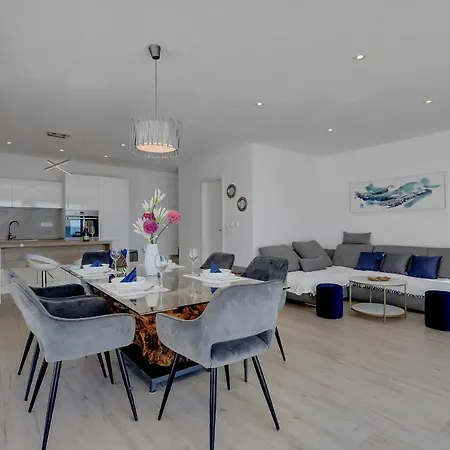 Eaglestone - Isolated Location That Offers Peace And Tranquility Villa