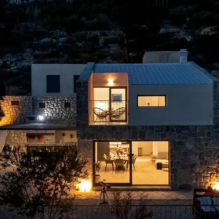 Villa Eaglestone - Isolated Location That Offers Peace And Tranquility Makarska